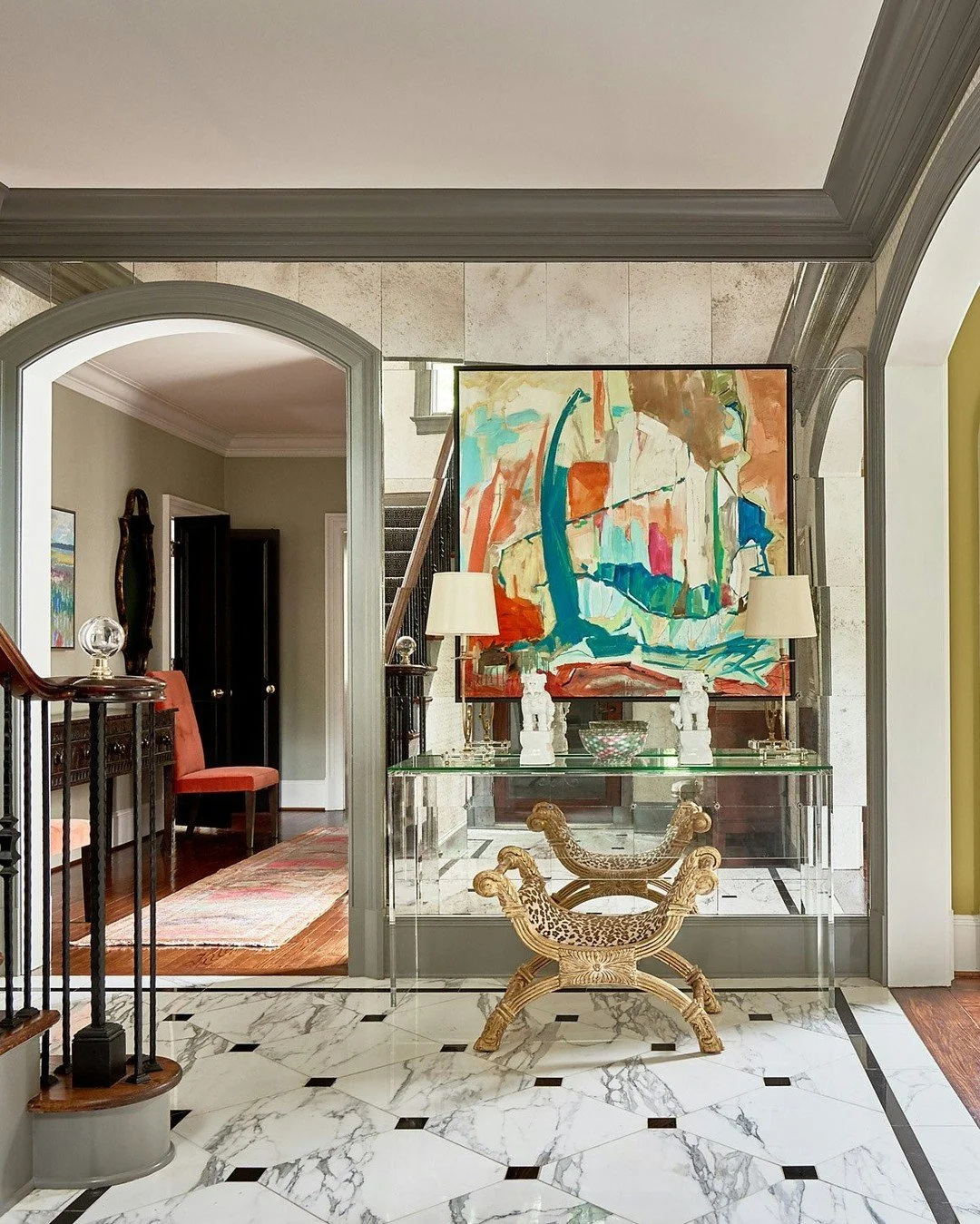 When a foyer makes an entrance of its own. Bold color, rich texture, and a dash of glamour. 💫

#LuxuryDesign #InteriorDesign #EntrywayDesign #FoyerStyle #DesignInspiration #ArchitecturalDigest #CarolineBrackettDesign